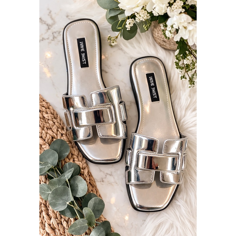 Nine‎ West Womens Metallic Silver Slide Sandals Square Toe Flat H-Strap Mirror